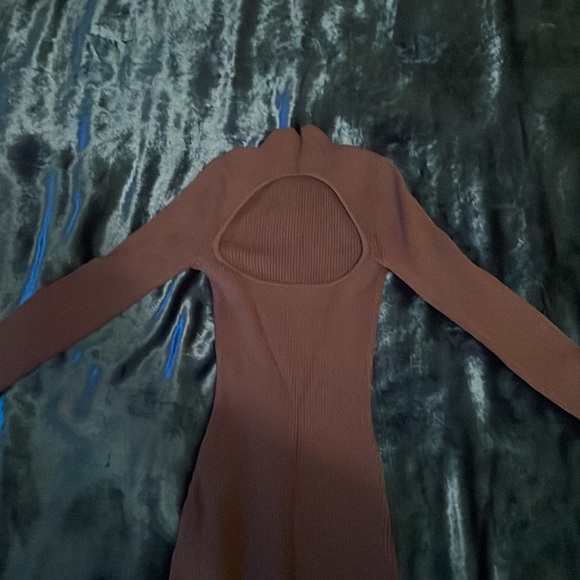 Aritzia Babaton Gray/Navy Bodycon Midi Dress - Picture 4 of 8